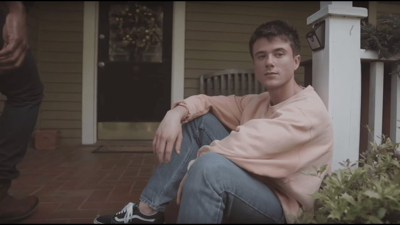 Alec Benjamin – Let Me Down Slowly