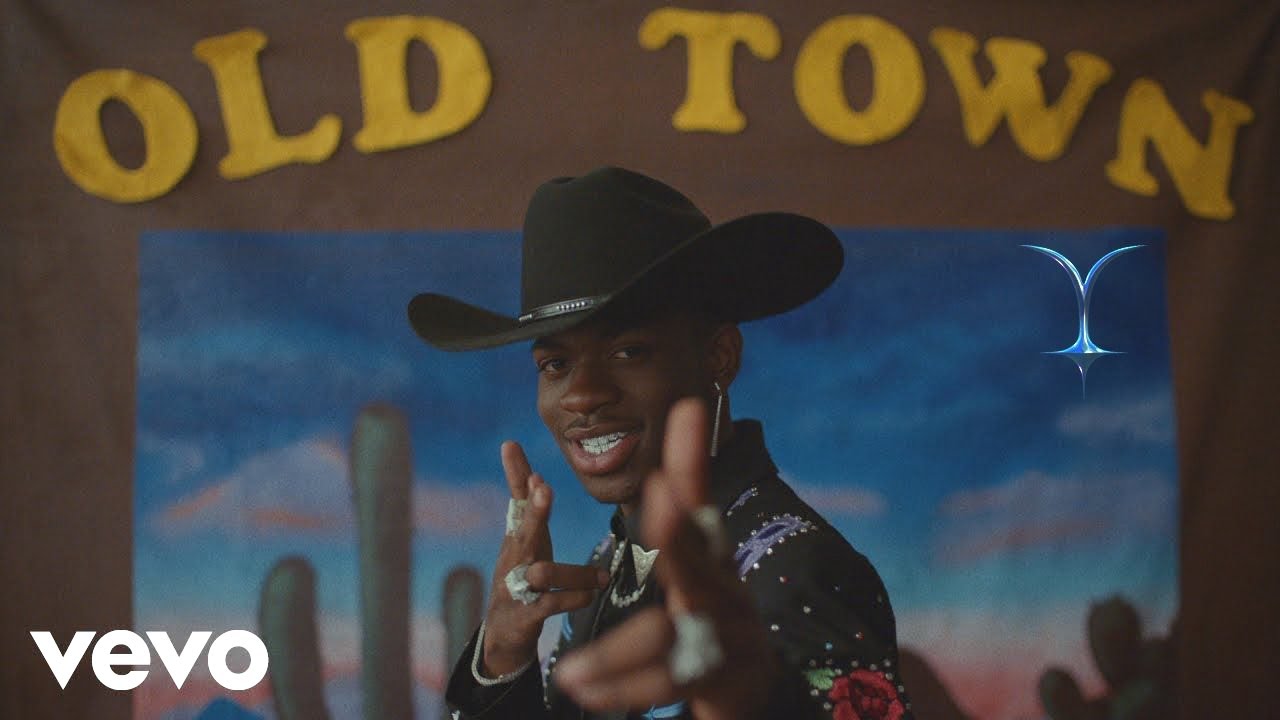 Lil Nas X – Old Town Road ft. Billy Ray Cyrus