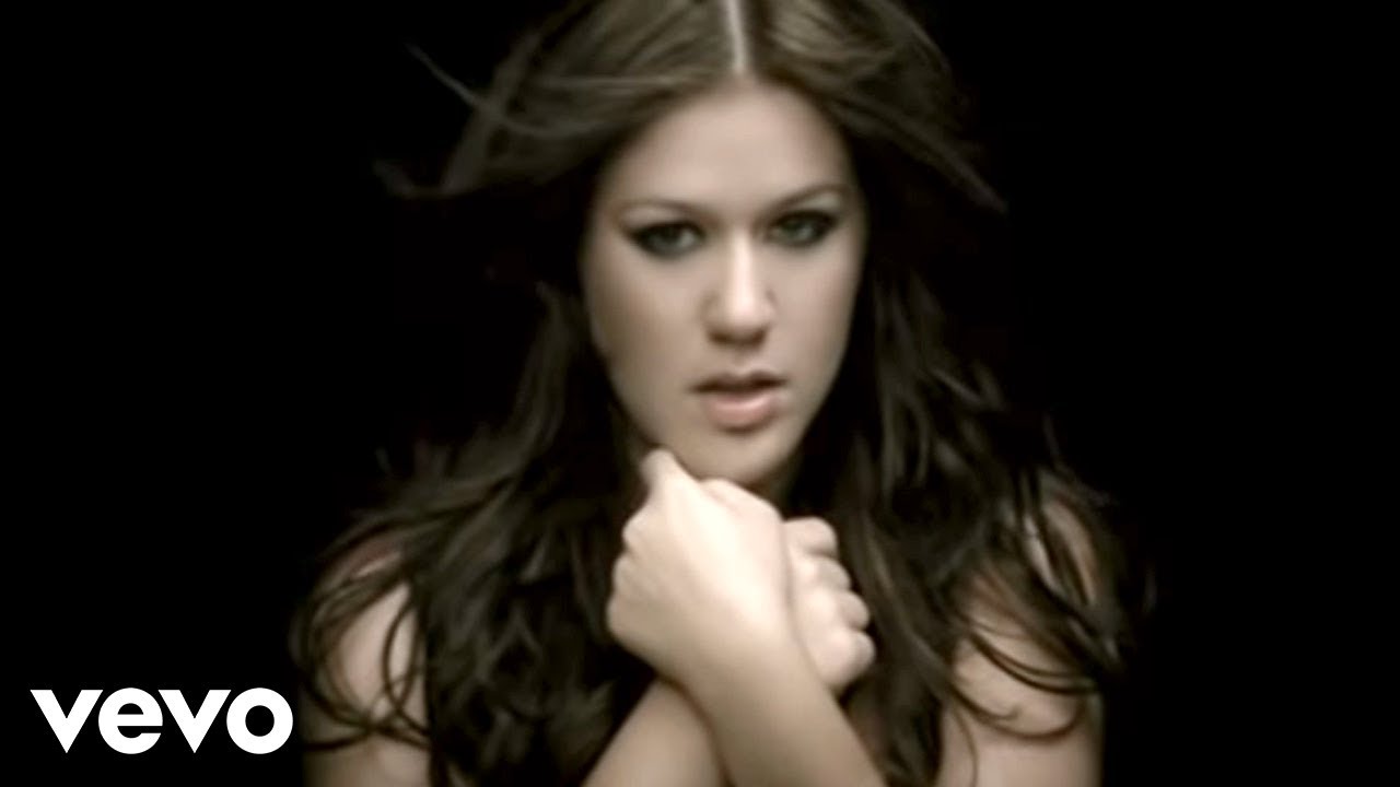 Kelly Clarkson – Never Again