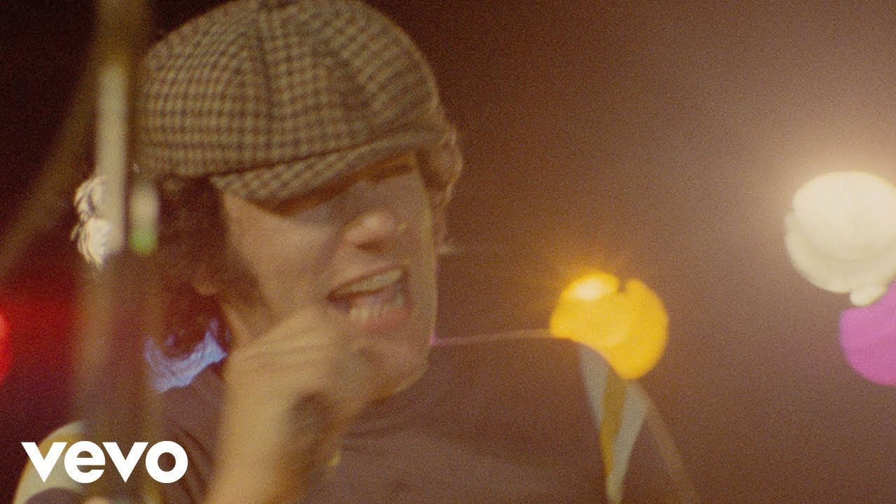 AC/DC – Back In Black