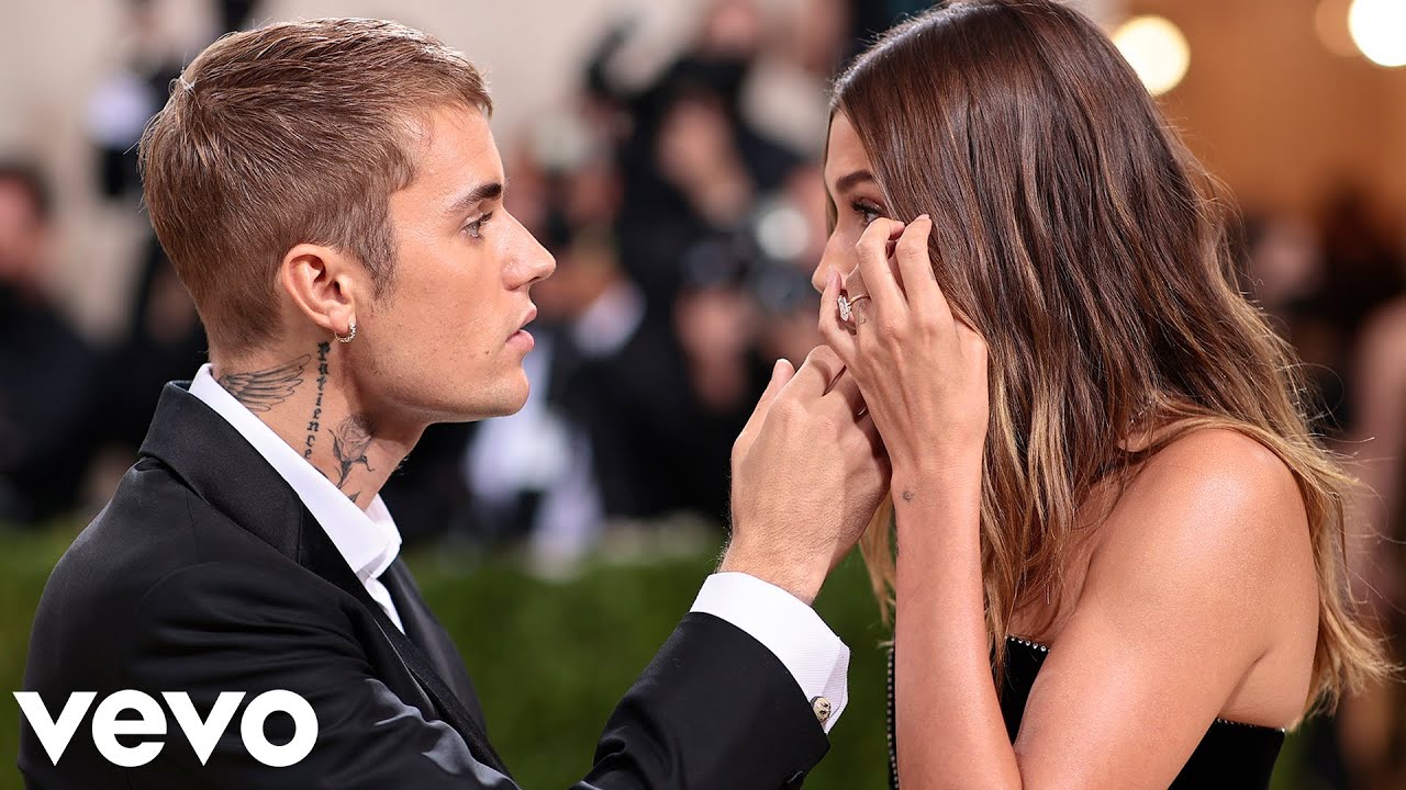 Justin Bieber – 2 Much
