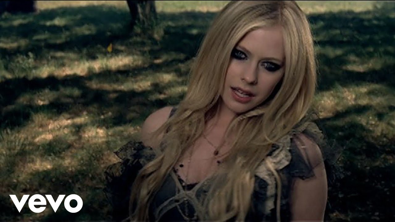 Avril Lavigne – When You’re Gone