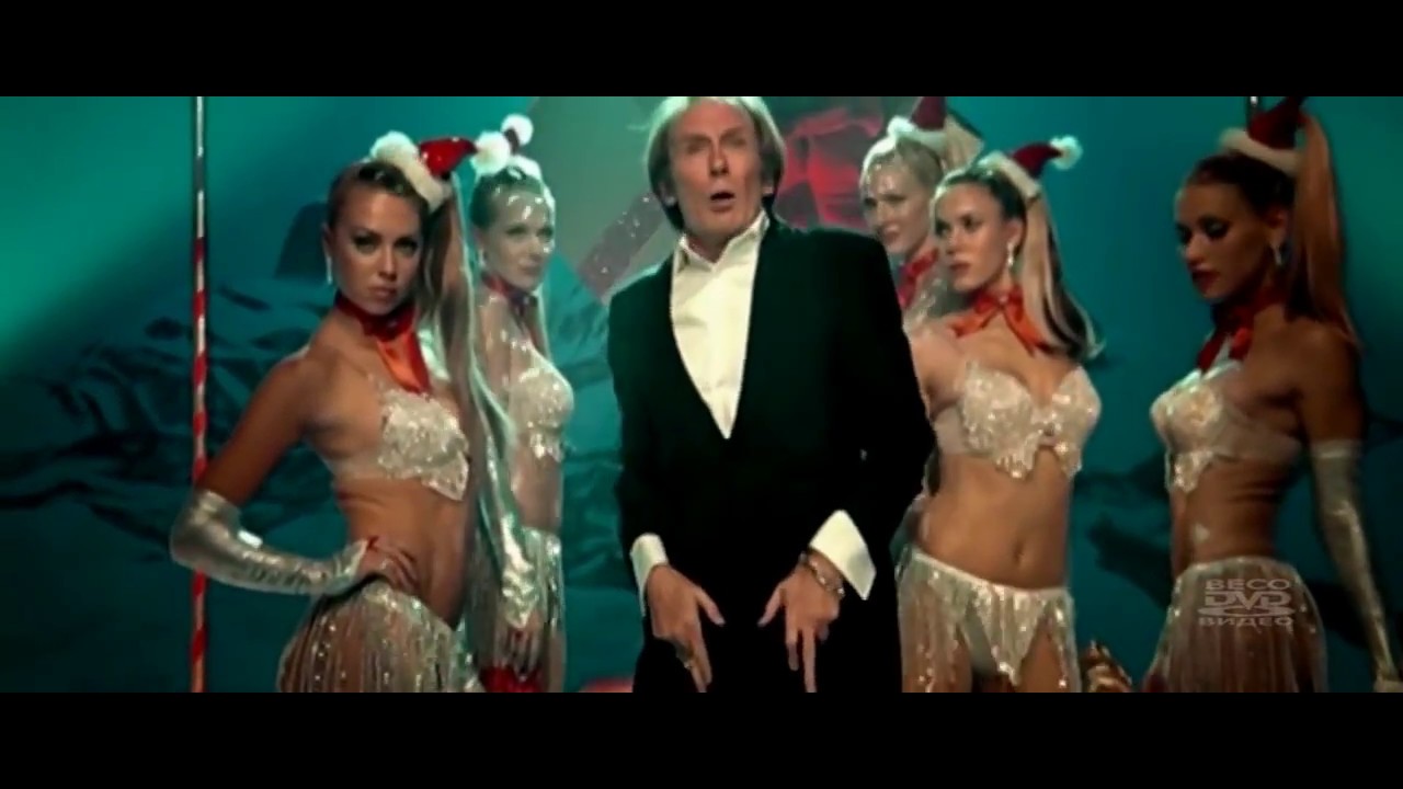 Billy Mack – Christmas Is All Around