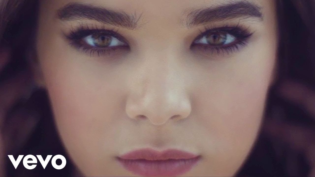Hailee Steinfield – Love Myself