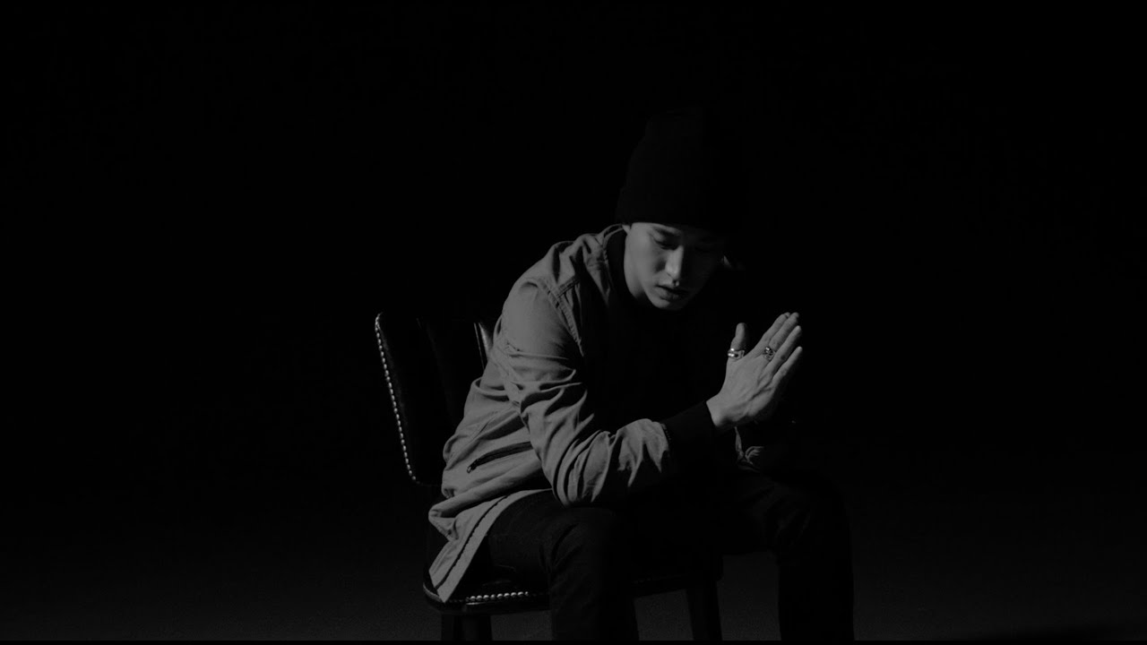Tablo (feat. Taeyang) – Eyes, Nose, Lips