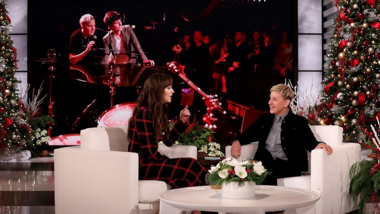 A Comediante Favorita De Dakota Johnson Não É Ellen