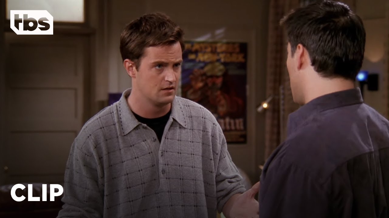 Friends: Chandler Confessa Que Beijou A Namorada De Joey