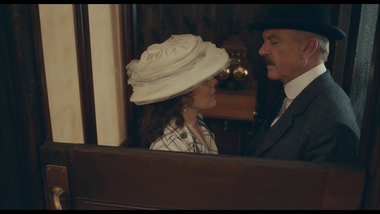 Peaky Blinders: Polly Gray Mata Chester Campbell