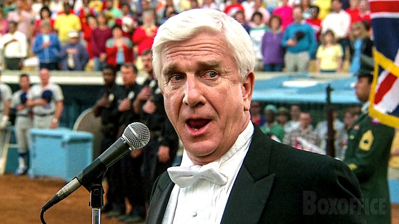 Leslie Nielsen Canta O Hino Nacional | Corra Que A Polícia Vem Aí!