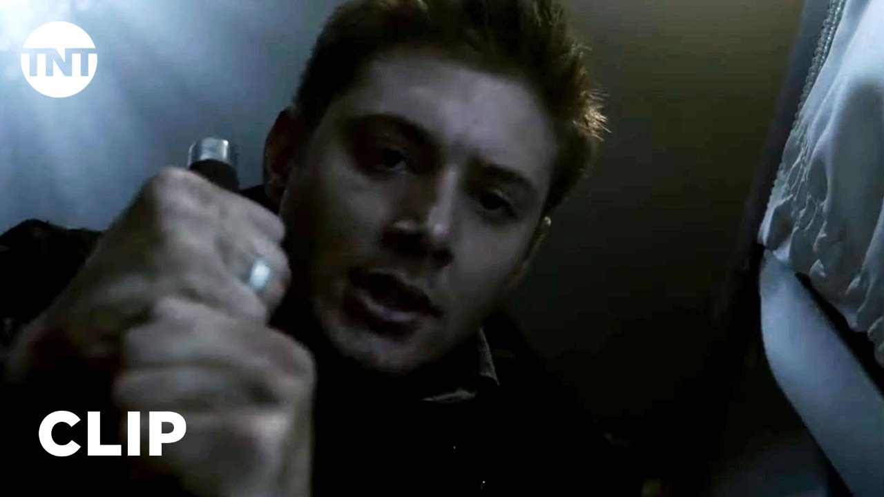 Supernatural: Dean E Sam Tentam Impedir Um Zumbi Maligno – Clip Da Temporada 2