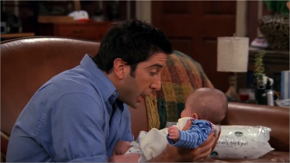 Friends: Aquele com a Canção Inadequada do Ross – 9×07