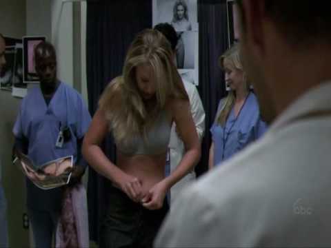 Grey’s Anatomy: Izzie Mostra Sua Tatuagem Para Alex Depois Que Ele Decorou O Vestiário Com Anúncios Da Bethany Whisper