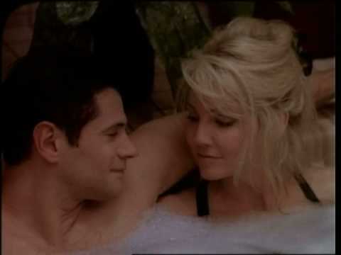 Melrose Place: Chuva No Desfile