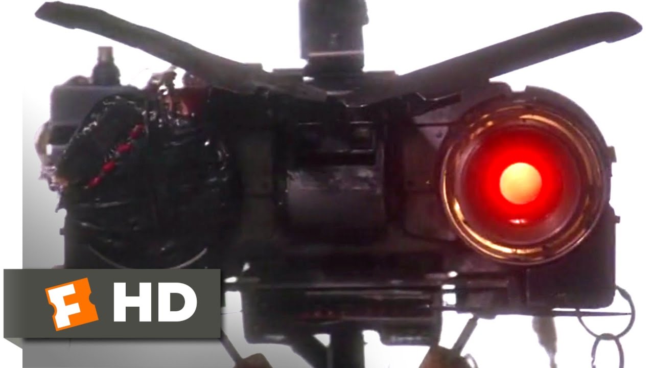 Um Robô Em Curto-Circuito 2: Cena Do Robô Mau