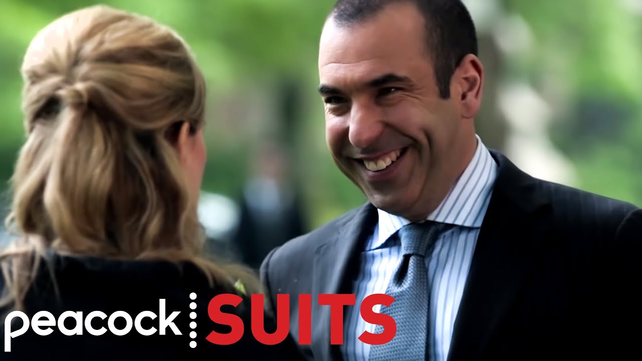 Suits: Louis Vai Ao Funeral De Perkins