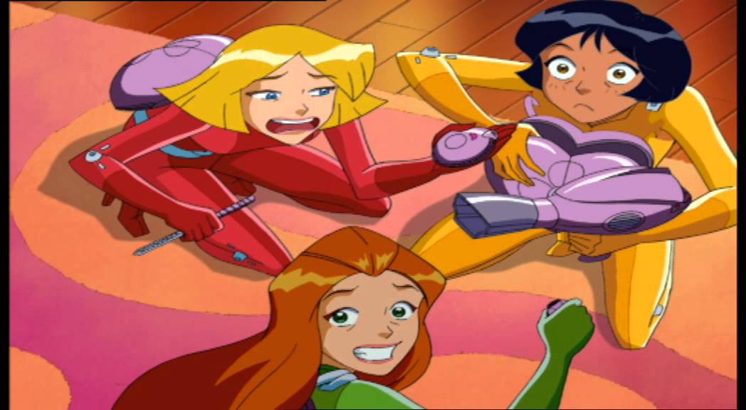 Três Espiãs Demais São Desmascaradas | Três Espiãs Demais