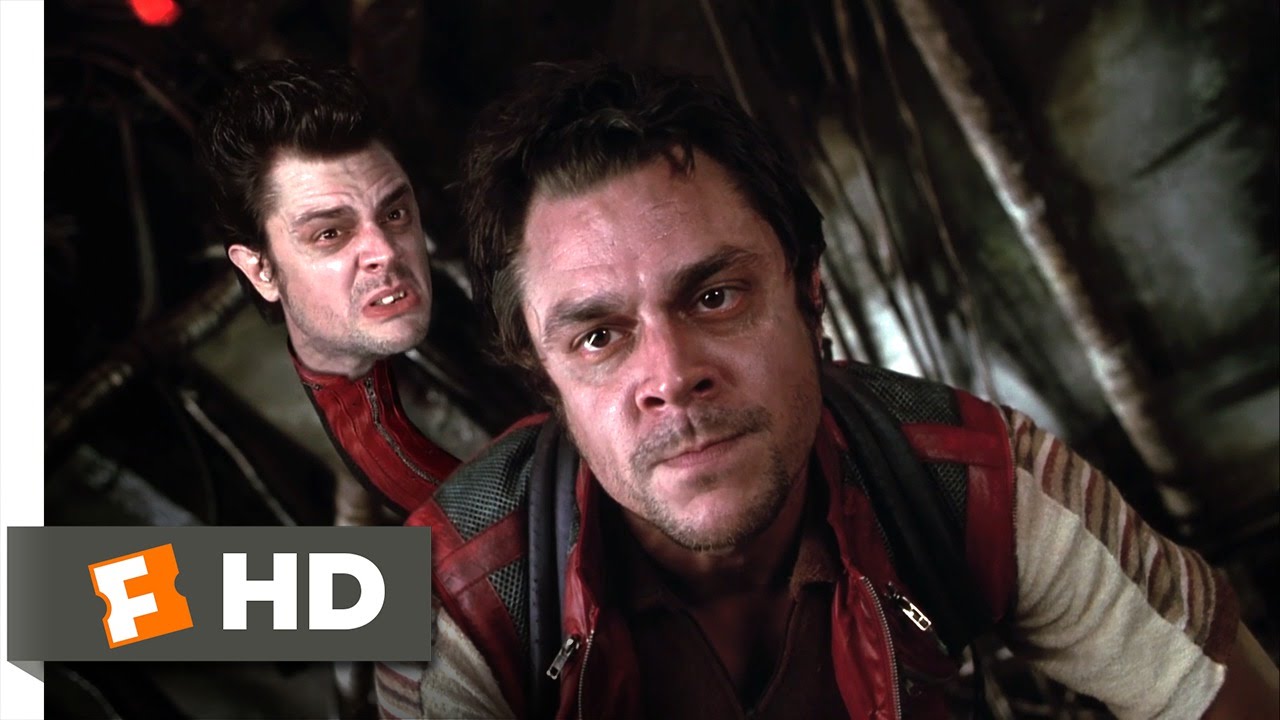 Mib – Homens De Preto 2 – Cena Da Luta Contra A Gangue Alienígena (5/10)