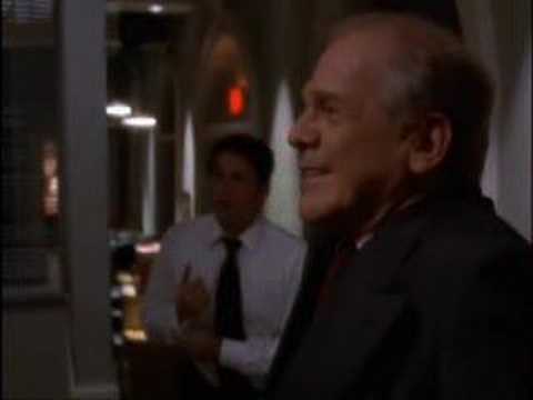 The West Wing: C.J. Cregg Imita O Chacal – Asa Oeste, T1E18