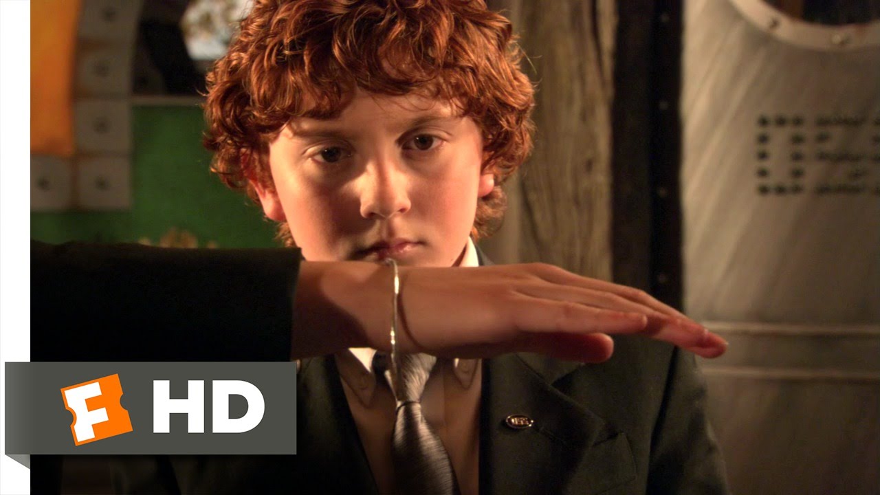 Pequenos Espiões 2: A Ilha Dos Sonhos Perdidos (2002) – Cena Dos Gadgets De Machete (4/10)