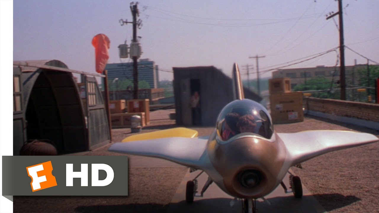 Pequenos Espiões (7/10) – Pilotando O Avião Espião De Machete (2001)