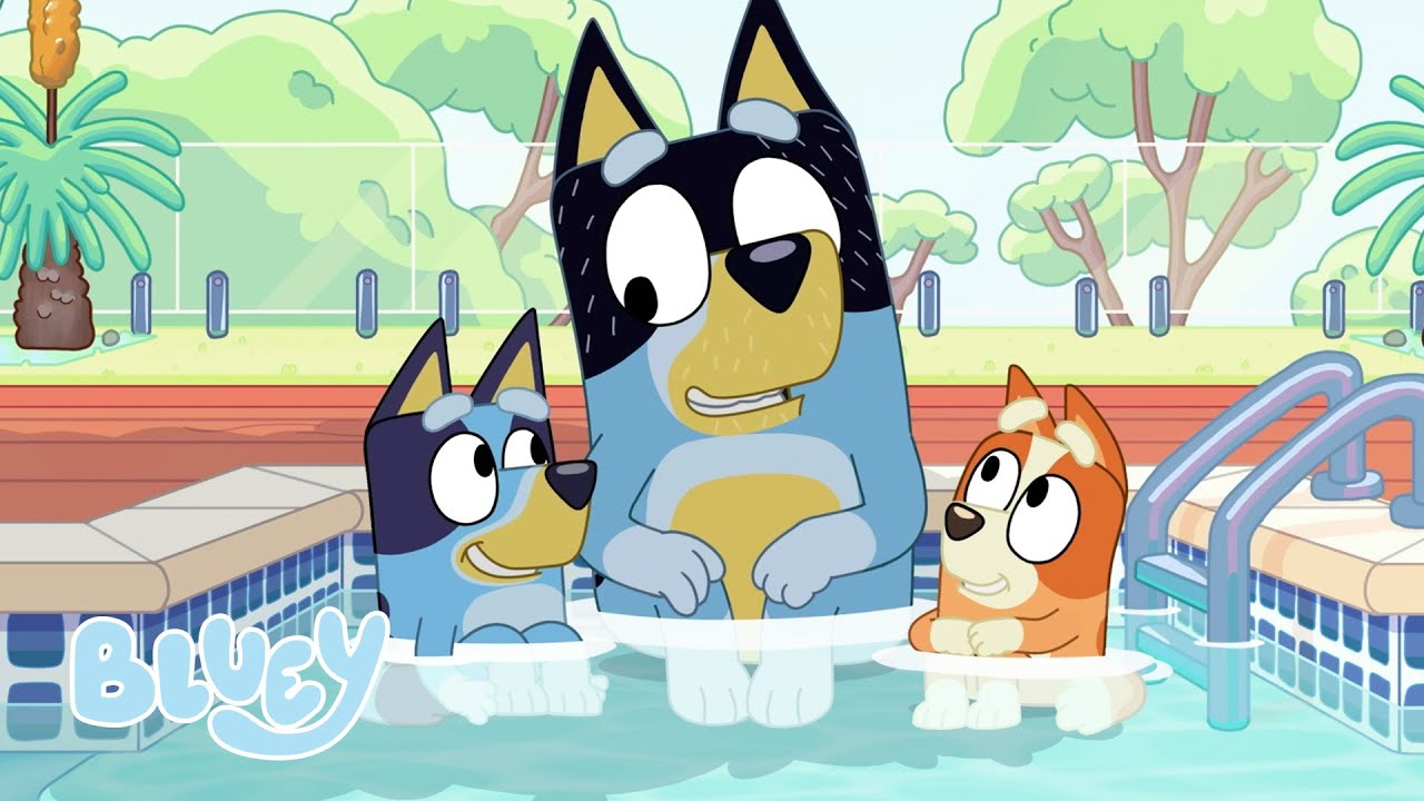 Bandit, Bluey E Bingo Vão À Piscina | A Piscina | Bluey
