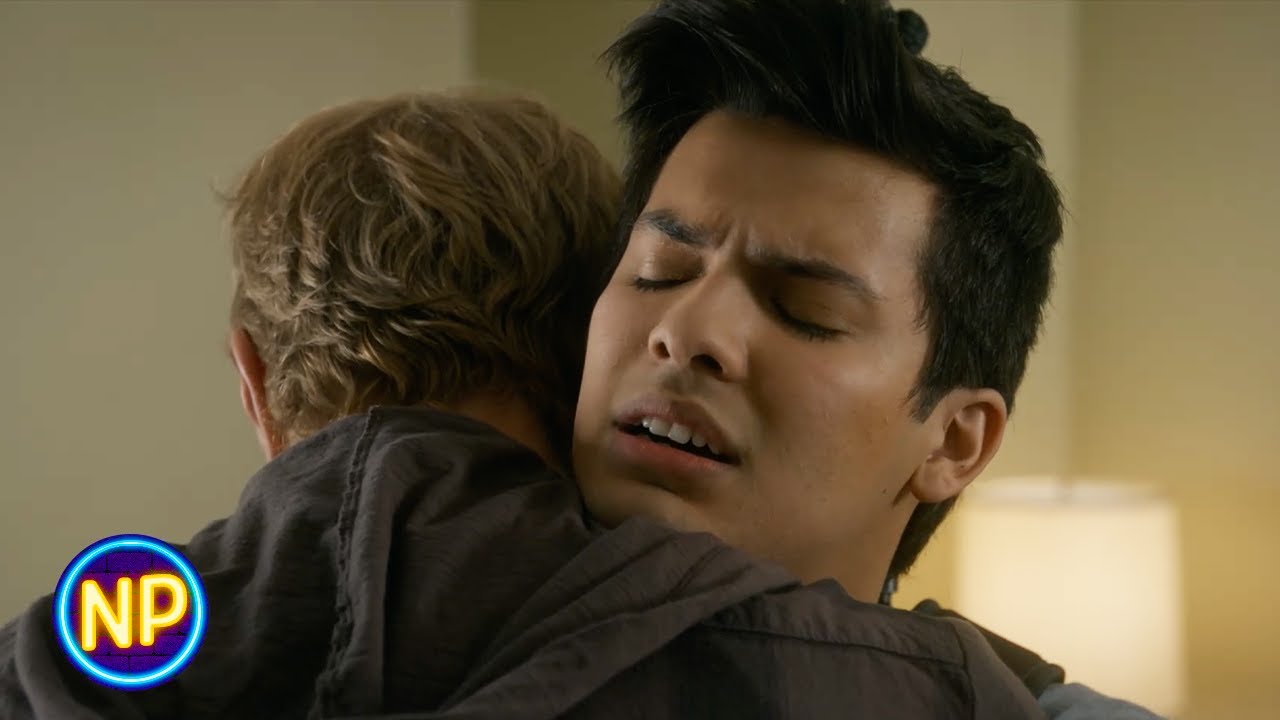 Johnny Coloca Miguel Em Um Arnês E Faz Um Trabalho De Detetive | Cobra Kai: 3ª Temporada, Episódio 6