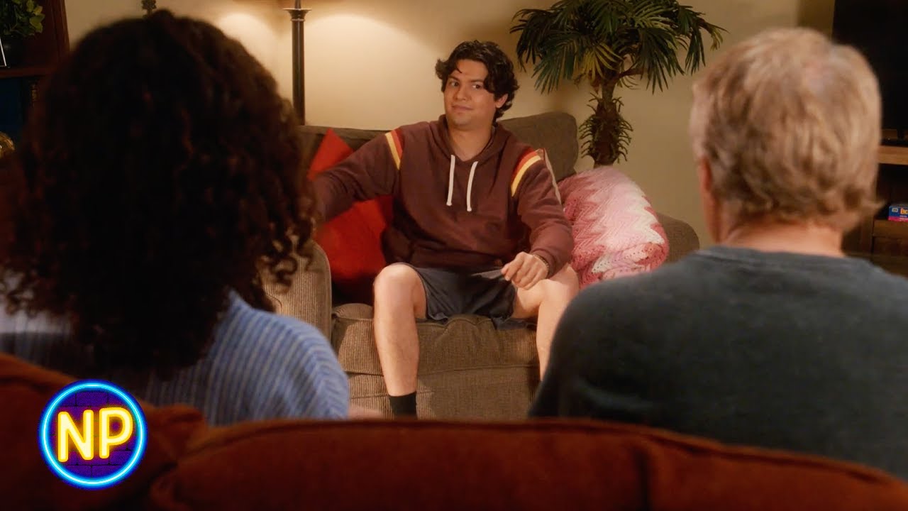 Johnny E Carmen Contam A Miguel Que Eles Estão Transando | Cobra Kai: Temporada 4, Episódio 7