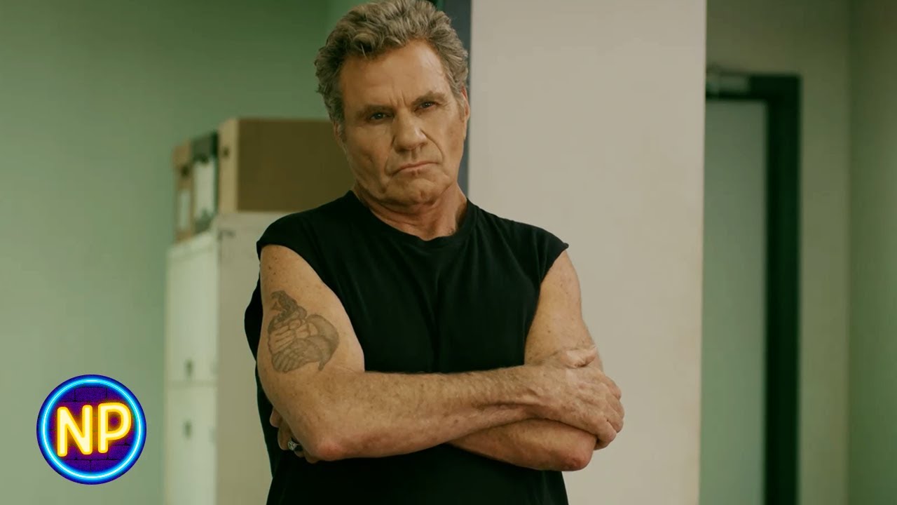 Kreese Faz Uma Criança Sangrar | Cobra Kai: 2ª Temporada, Episódio 4