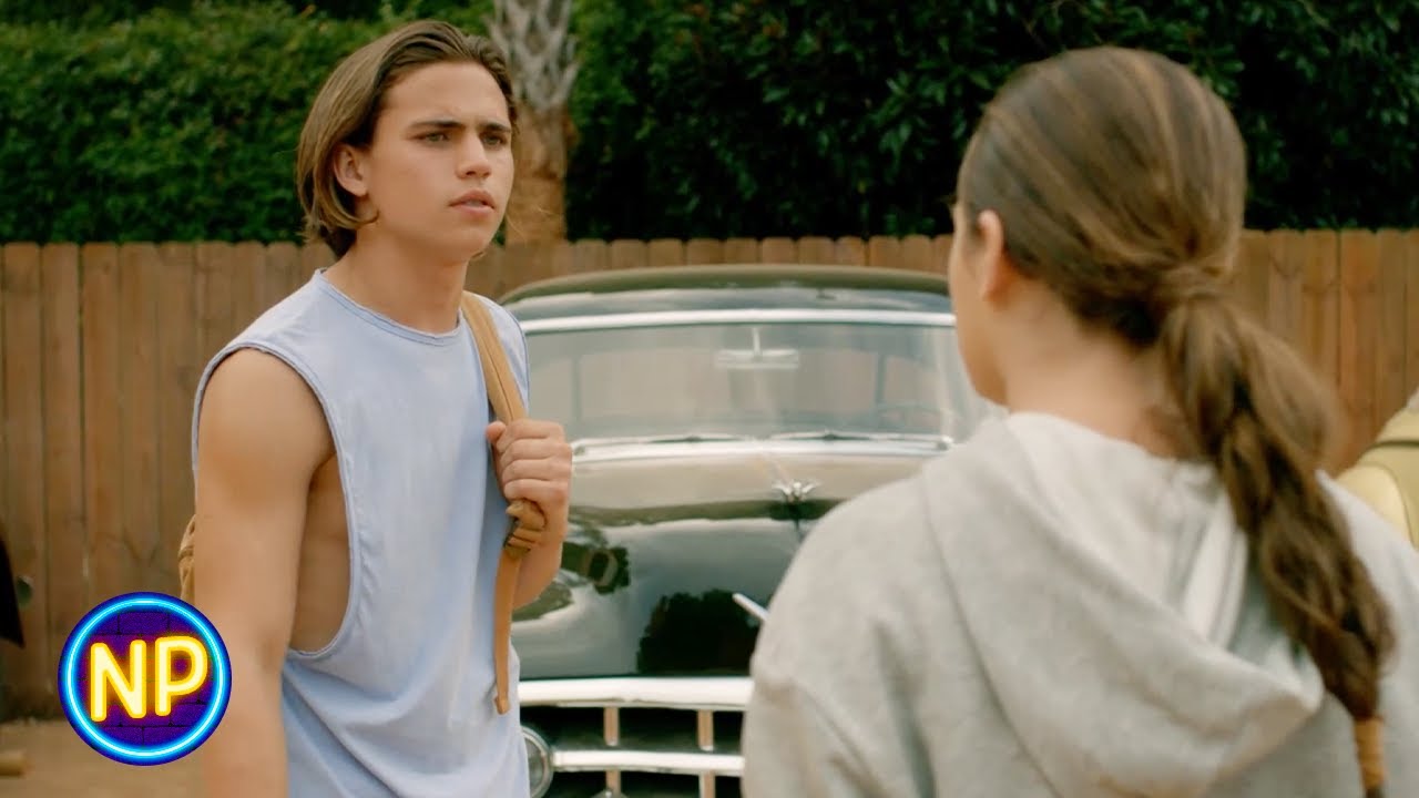 Treinamento De Karatê No Lago Zen Flutuante | Cobra Kai: Temporada 2, Episódio 2